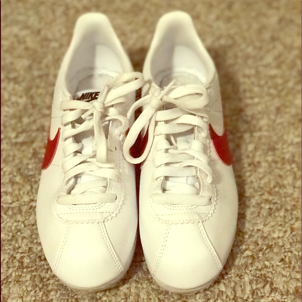 Nike Cortez tennis shoes